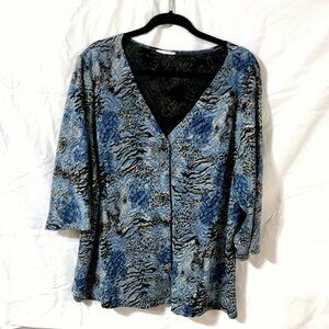 Blue abstract print lightweight knit overshirt, size 22/24